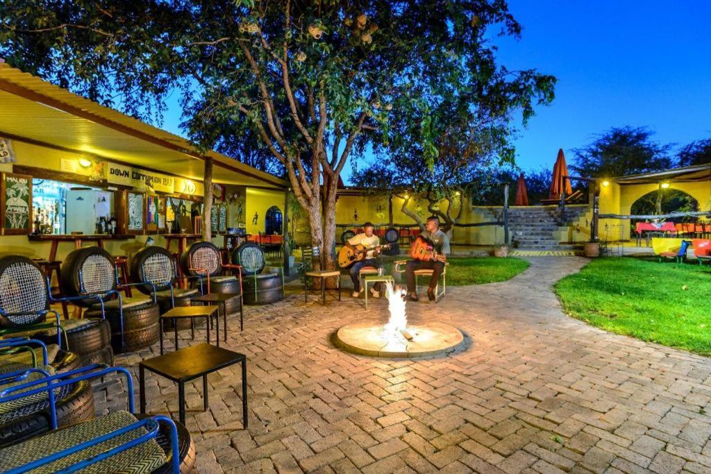 Etosha Safari Camp, Etosha National Park, Namibia Hotel Okaukuejo Ngoại thất bức ảnh
